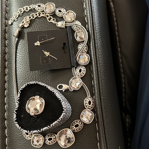 Brighton Venus sets. - Picture 3 of 5